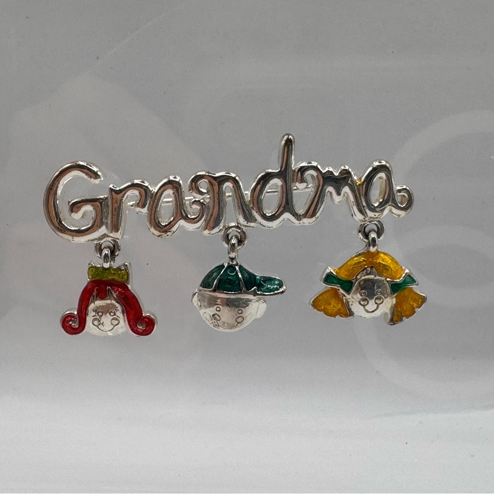 Vintage Grandma Enamel Silver Tone Three Children Charms Brooch Pin